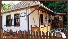 Háromhuta szállás