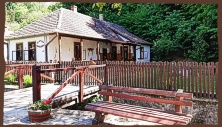 Háromhuta szállás